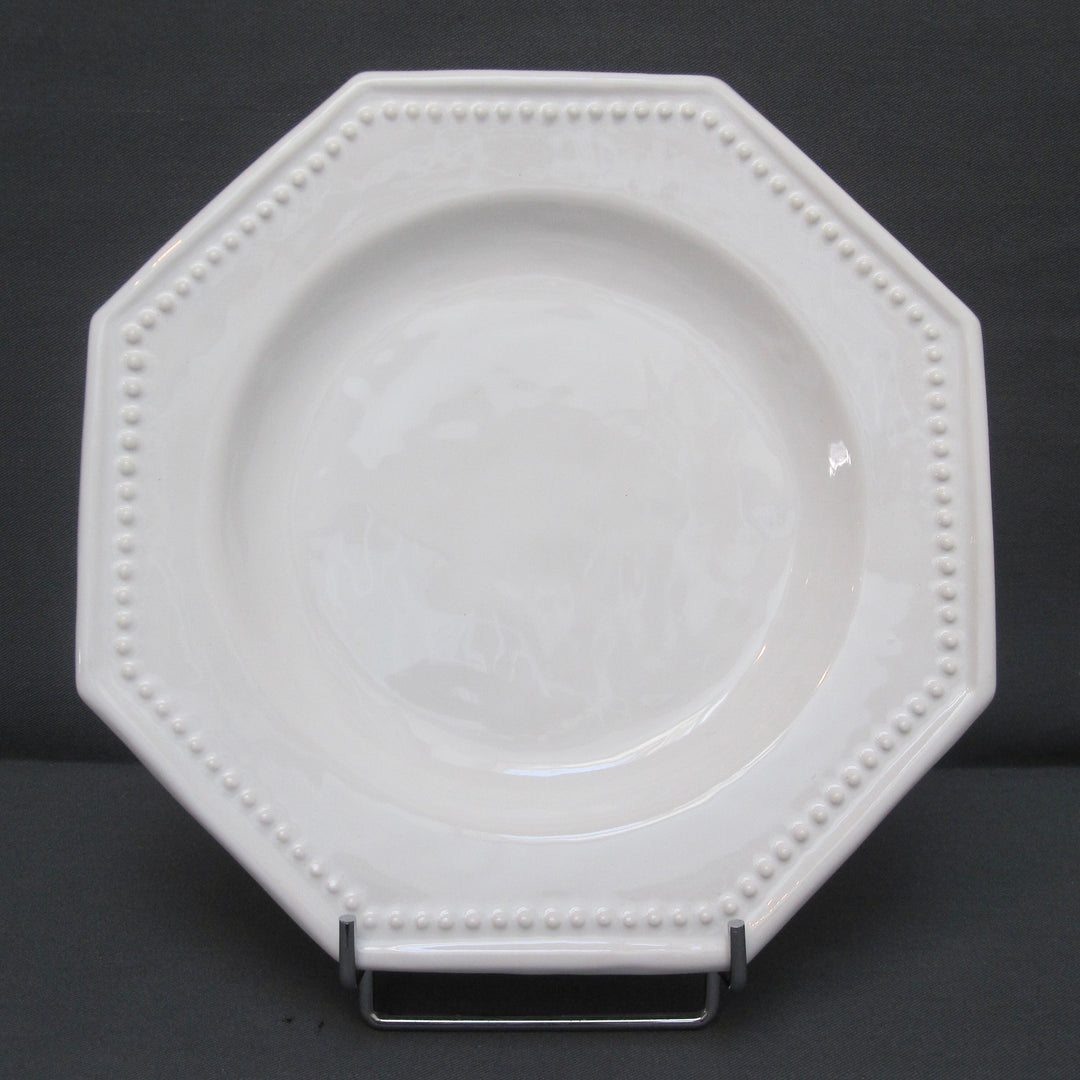 Octogonal Pearled Plate in white