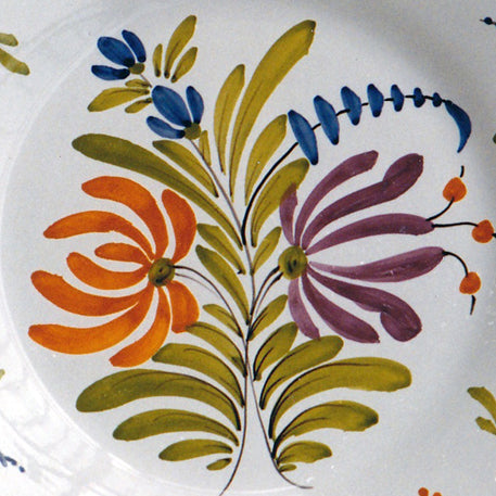 Plain Rim Plate with Antique Flowers 2 hand painted decoration