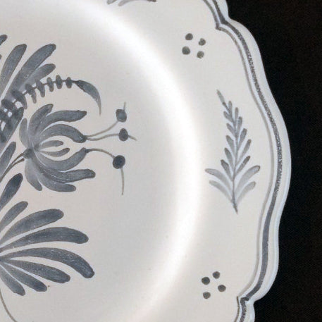 Feston Plate with hand painted decoration Antique Fleurs 2 monochrome blue