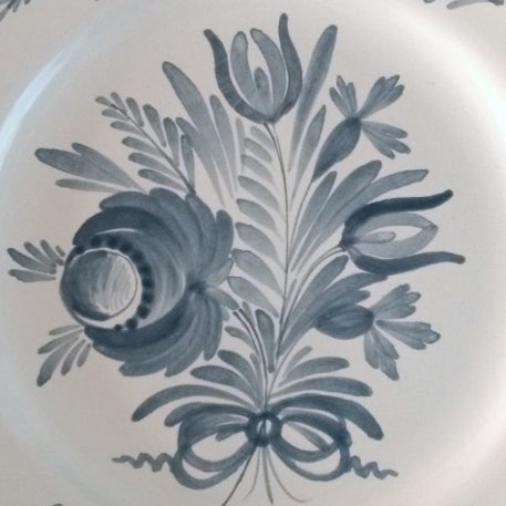 Scalloped Feston plate hand painted Antique flowers 1 monochrome blue