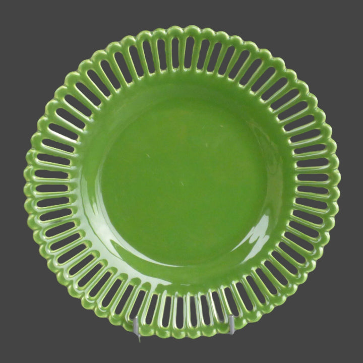 Straight openwork Bourg-Joly plate in leaf green