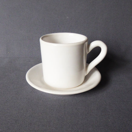 Tasse à café et soucoupe