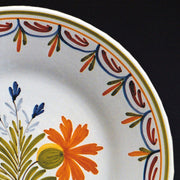 Bord Uni Plate with hand painted decoration Antique Fleurs 87