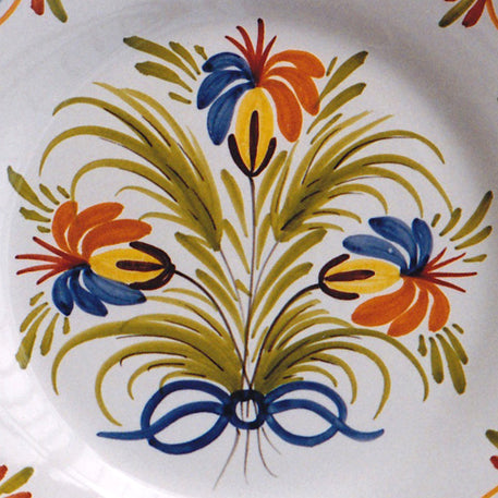 Bord Uni Plate with hand painted decoration Antique Fleurs 94