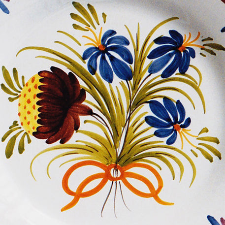 Bord Uni Plate with hand painted decoration Antique Fleurs 98