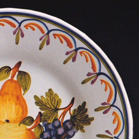 Bord Uni plate with Antique fruits 69 hand painted decoration