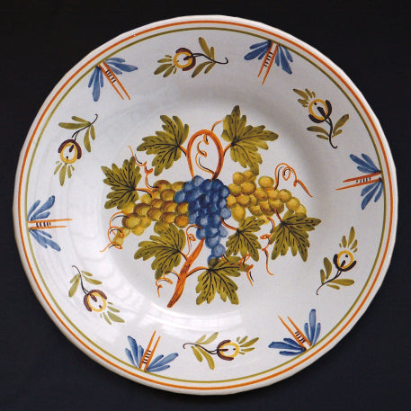 Bord Uni plate with Antique fruits 70 hand painted decoration