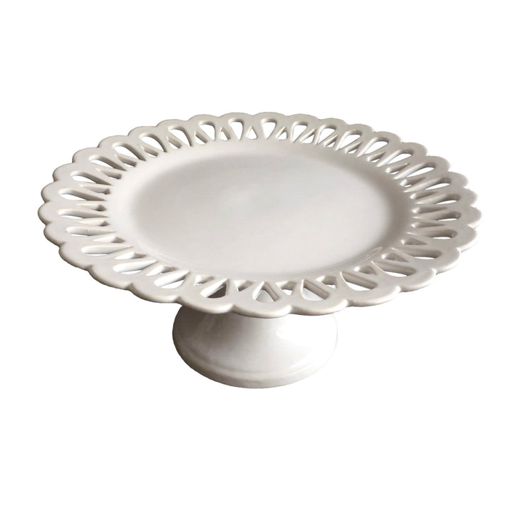 Openwork Chevet sur pied haut cake plate with a high stand