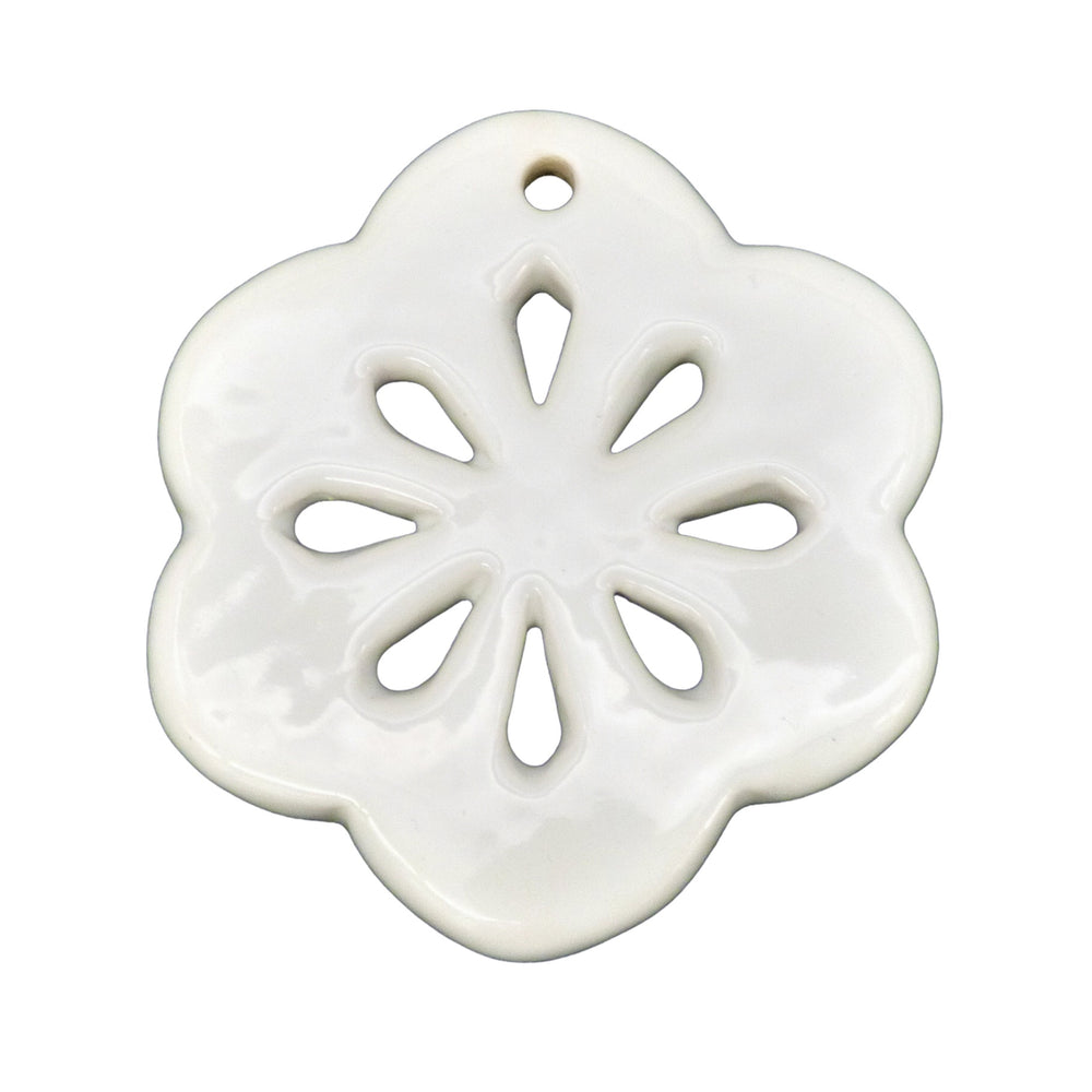 Openwork Flower ornament in white
