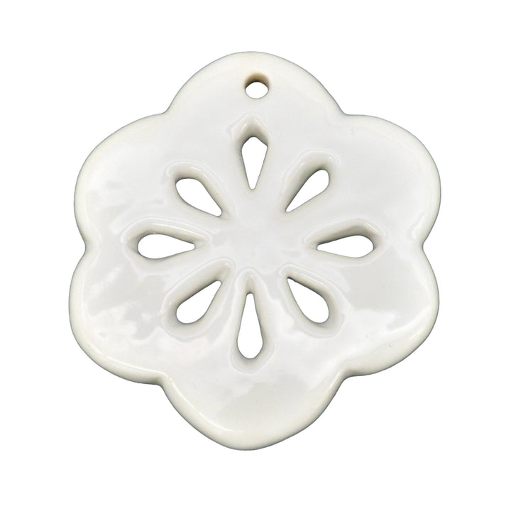 Openwork Flower ornament in white